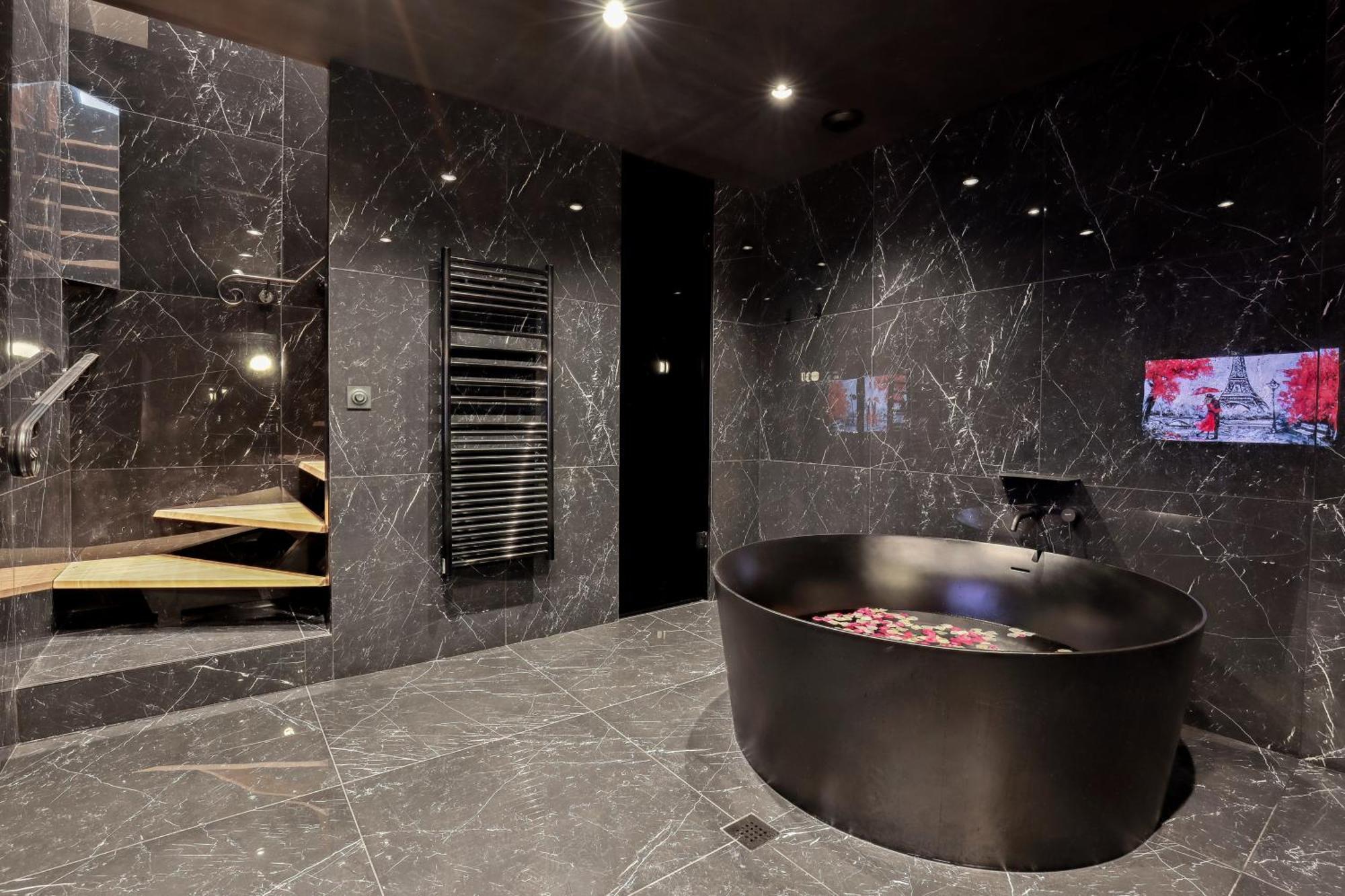Modern - 2p - Parc Monceau Apartment *
